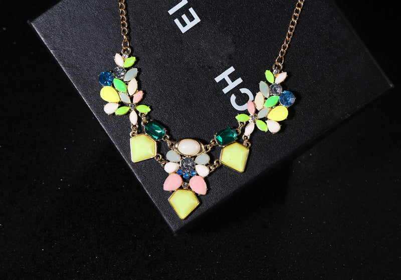 Colorful Resin Gem Flower Choker Necklace