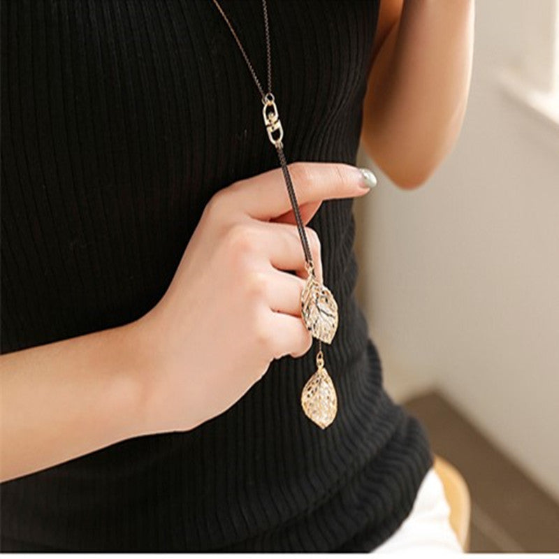 Leaf Tassel Long Necklace