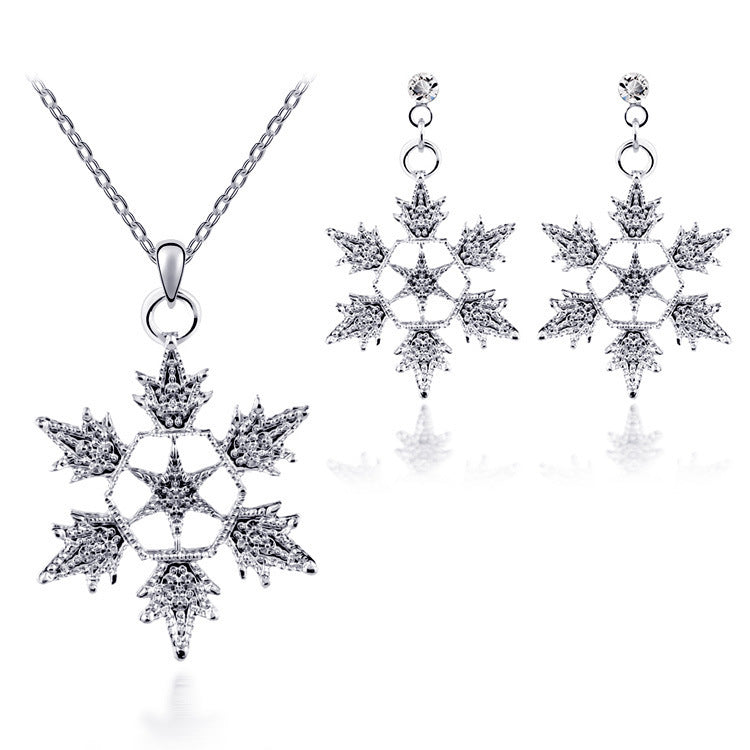 Exquisite Bridal Christmas Snowflake Necklace & Earring Set