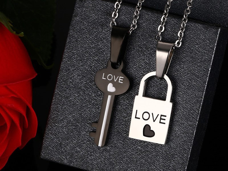 Titanium steel jewelry heart-shaped key necklace for men and women