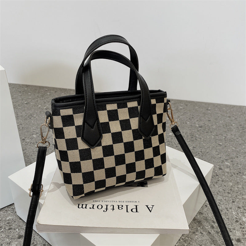 Houndstooth Shoulder Bag